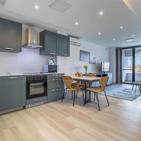 Deluxe Seaview Apartment Saint Julian's エクステリア 写真